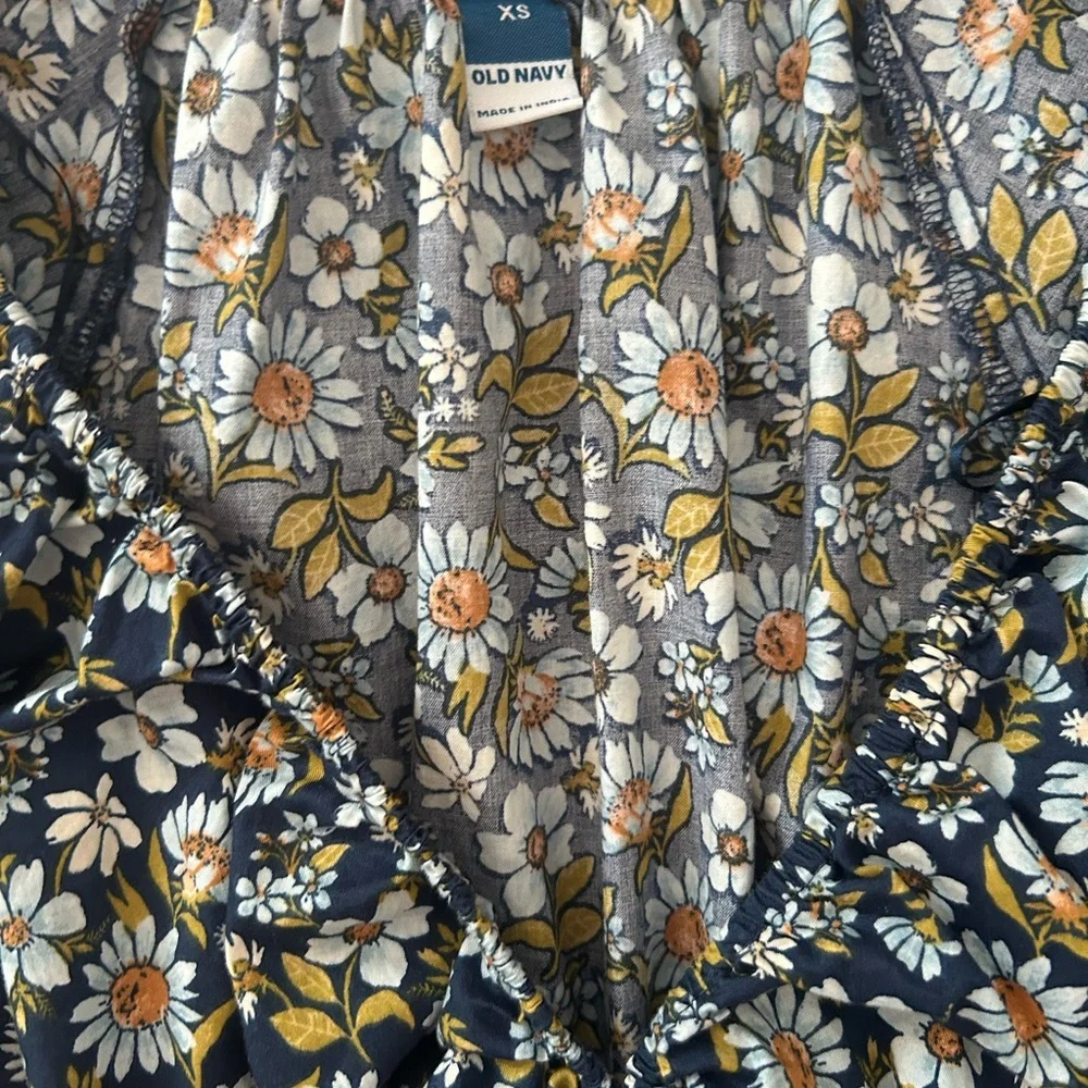 Old Navy Navy Floral Smocked Peplum Puff Sleeve Blouse